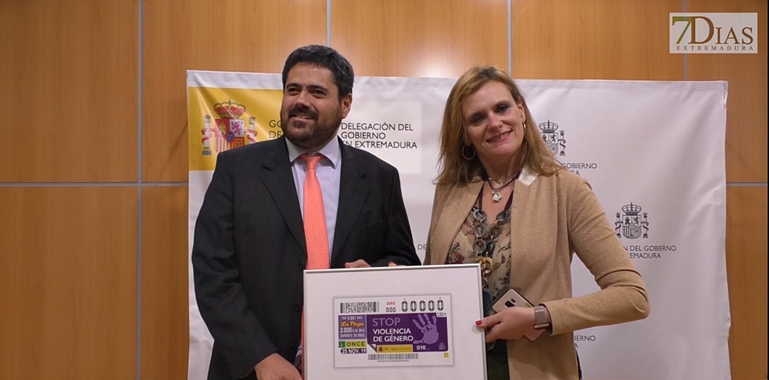 La ONCE presenta en Extremadura el cupón contra la violencia a la mujer
