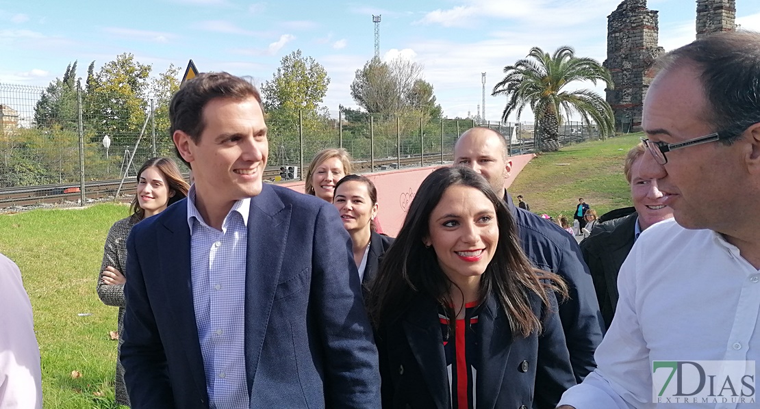 Albert Rivera: “Si soy presidente los extremeños no tendrán que volver a exigir un tren digno”