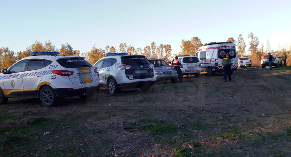 Imágenes de la búsqueda de un vecino desaparecido en Talavera la Real (Badajoz)