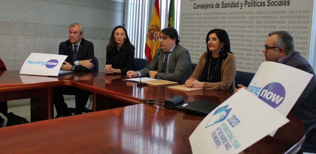 Extremadura se une a la campaña “Nursing Now” para valorar el trabajo de enfermería