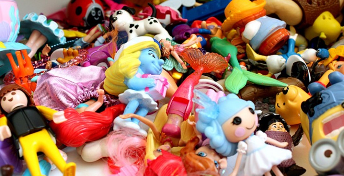 Cruz Roja ayuda a los Reyes Magos a entregar juguetes a más de 1.000 niños extremeños