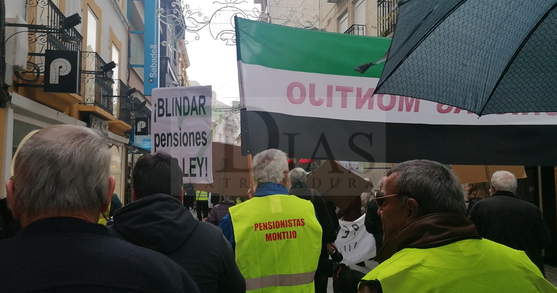 Los incansables pensionistas continúan luchando por unas pensiones dignas para todos