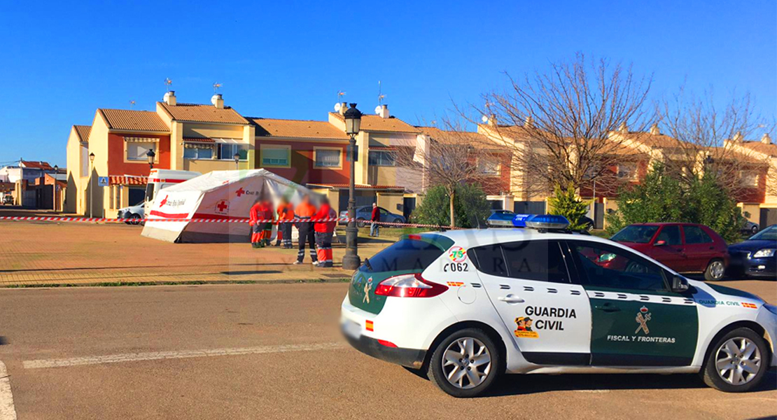 Imágenes de la búsqueda de un vecino desaparecido en Talavera la Real (Badajoz)