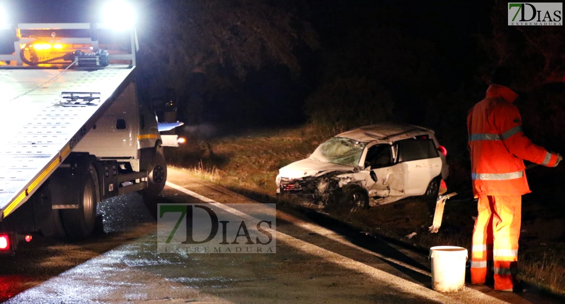 Tres heridos en una colisión en Valdebótoa (Badajoz)