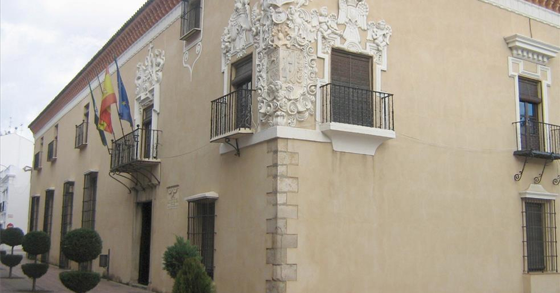 Ofertan varias plazas de psicólogos y profesores en Almendralejo