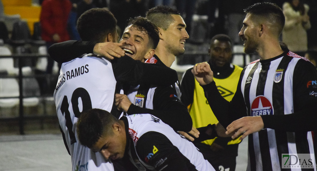 Imágenes del CD. Badajoz 4 - 0 Recreativo Granada