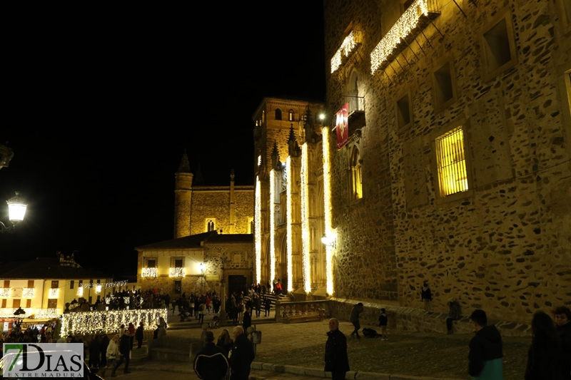 Guadalupe vive un momento mágico con el encendido de Navidad