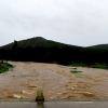 Los arroyos y ríos de Sierra de San Pedro también bajan con fuerza