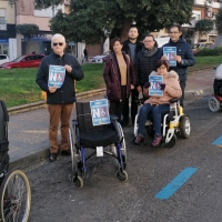 Piden concienciación ciudadana ante las plazas de aparcamiento de movilidad reducida