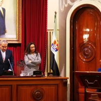 El PSOE pide eliminar los asesores de PP y VOX en Badajoz