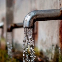 Un pueblo de Las Hurdes sin agua durante el puente