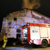 Los Bomberos extinguen un incendio en &#39;El Campillo&#39; (Badajoz)