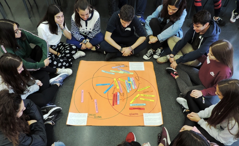 Adolescentes extremeños demandan información en las aulas sobre igualdad