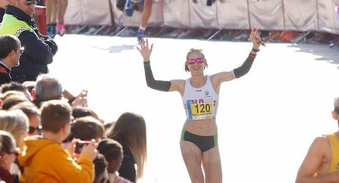 La extremeña Raquel Gómez gana la 35º Media Maratón de Córdoba