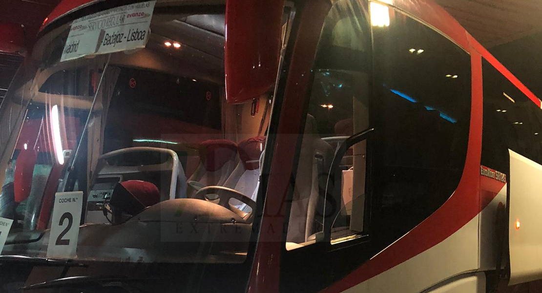 El autobús Madrid-Badajoz deja “tirados” a sus pasajeros en plena noche