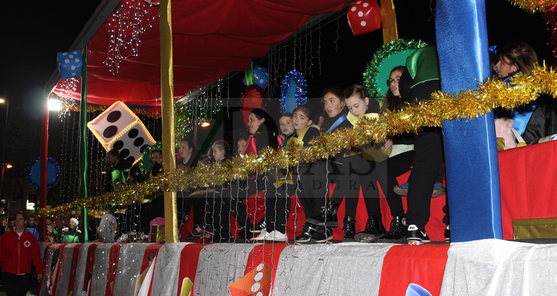 Los niños emeritenses muestran su ilusión a los Reyes en la tarde más mágica del año