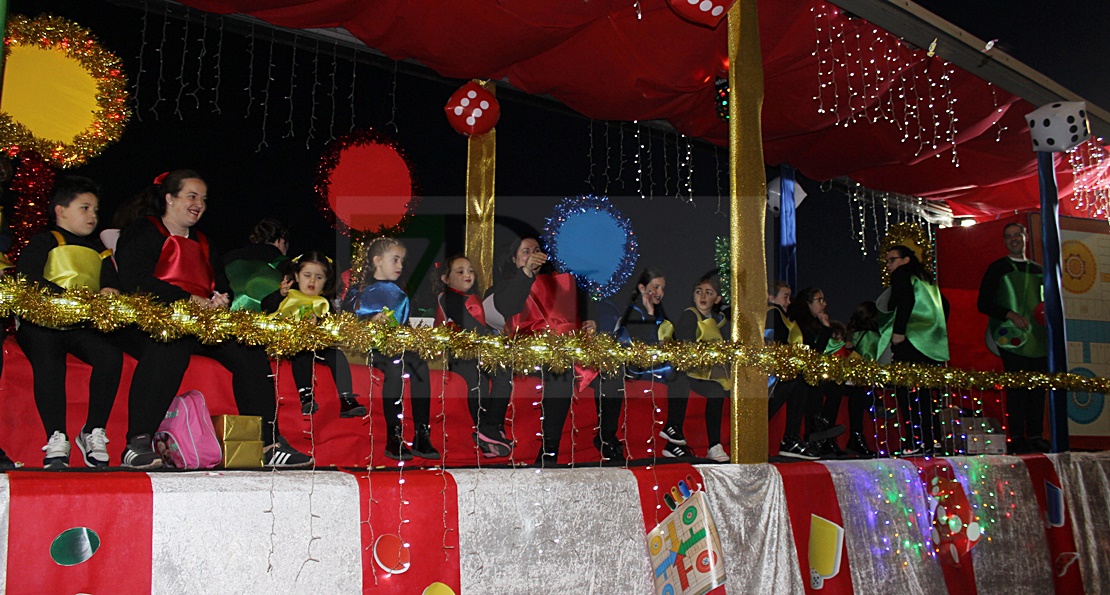 Los niños emeritenses muestran su ilusión a los Reyes en la tarde más mágica del año