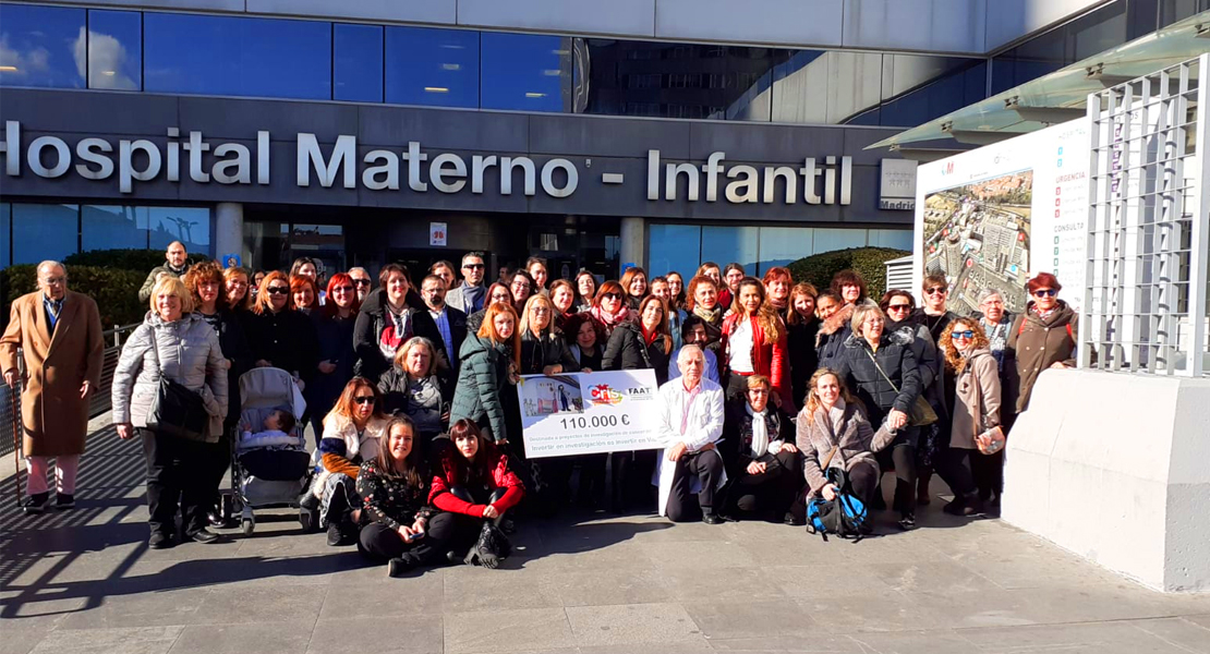 Mujeres taxistas de toda España entregan 110.000 euros para la lucha contra el cáncer