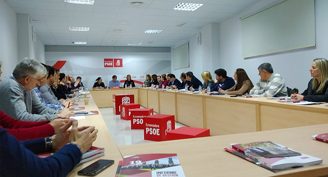 El PSOE de Extremadura será "leal y muy reivindicativo" con el nuevo Gobierno