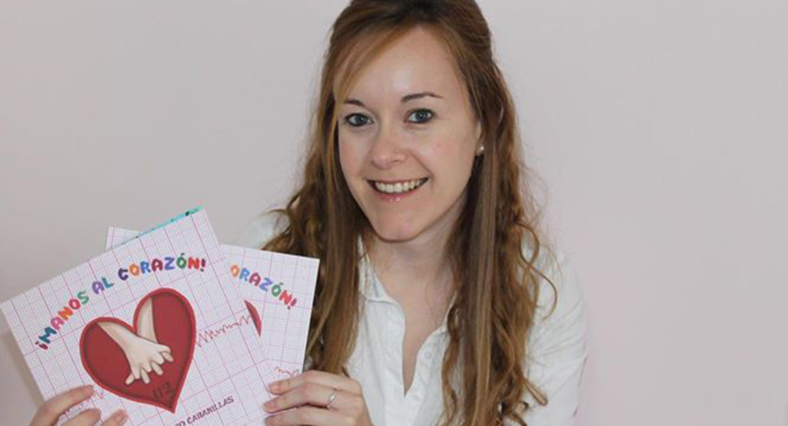 Una joven extremeña edita un libro para enseñar a los más pequeños sobre primeros auxilios