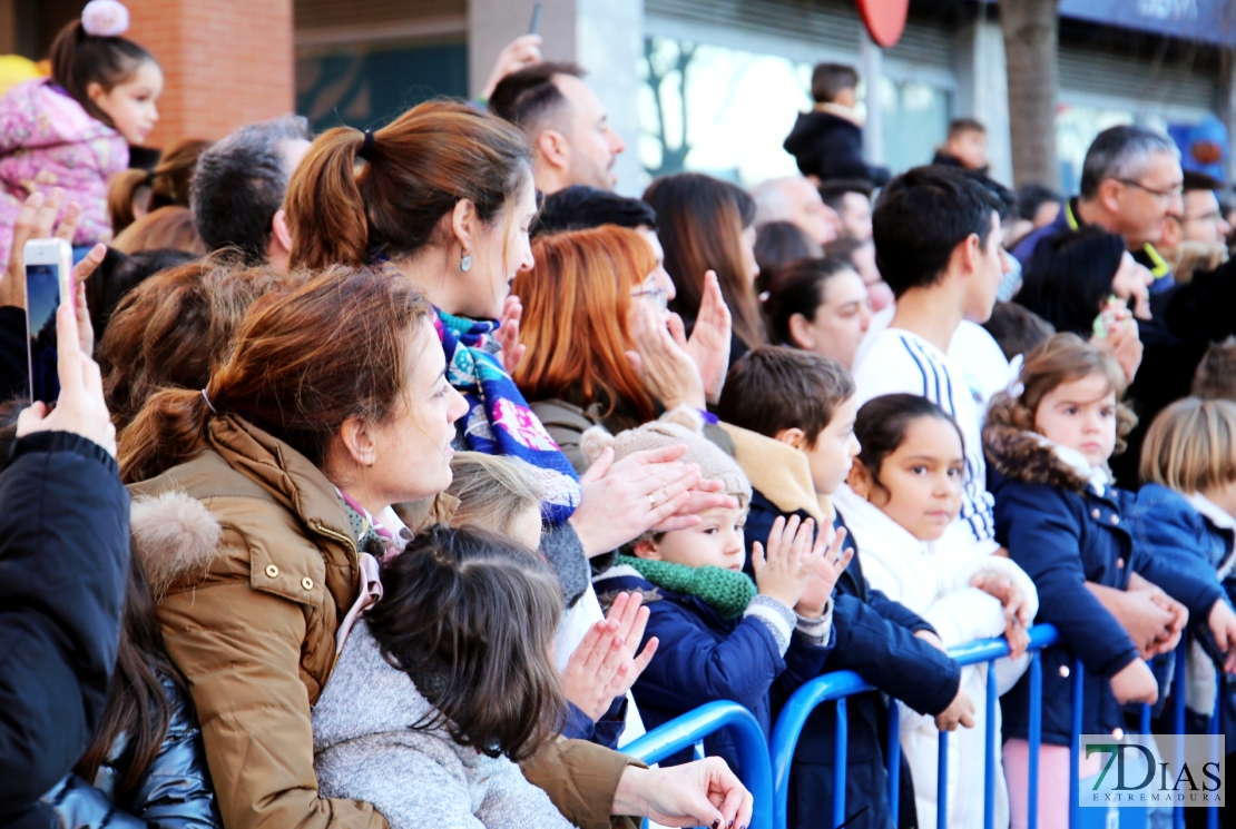 La Cabalgata de Los Reyes Magos llena de emociones las calles de Badajoz