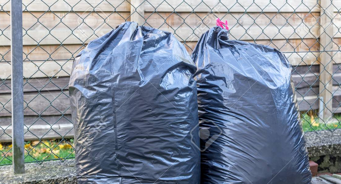 Podemos critica la actuación de Vélez al “hurgar” en las bolsas de basura
