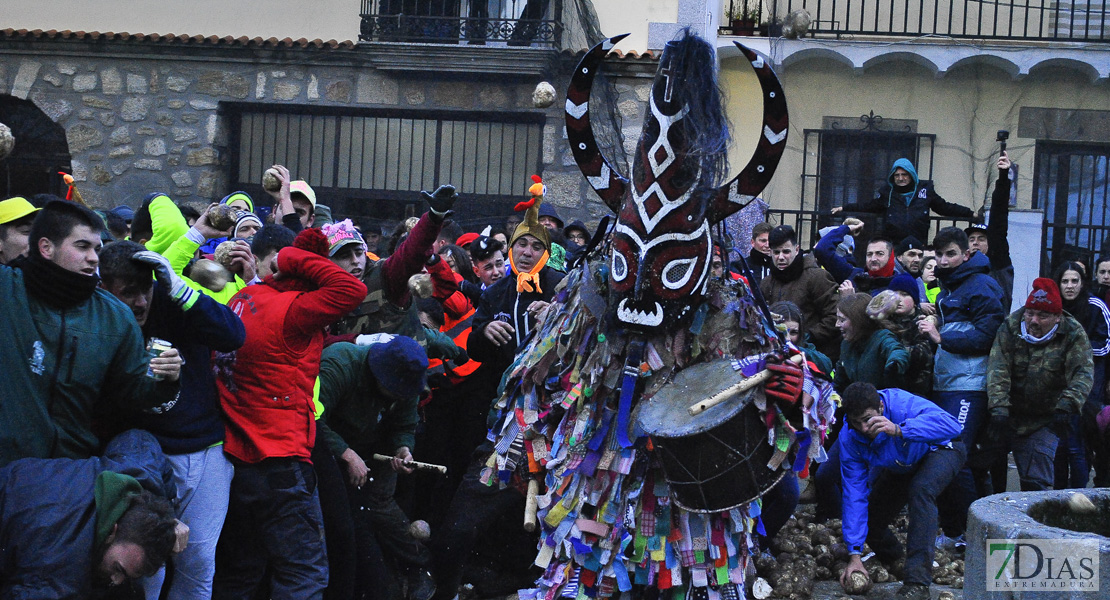 GALERÍA I:  Piornal celebra el Jarramplas, su famosa fiesta de Interés Turístico Nacional