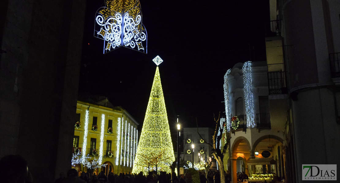 Villanueva de la Serena apuesta por un alumbrado eficiente en Navidad