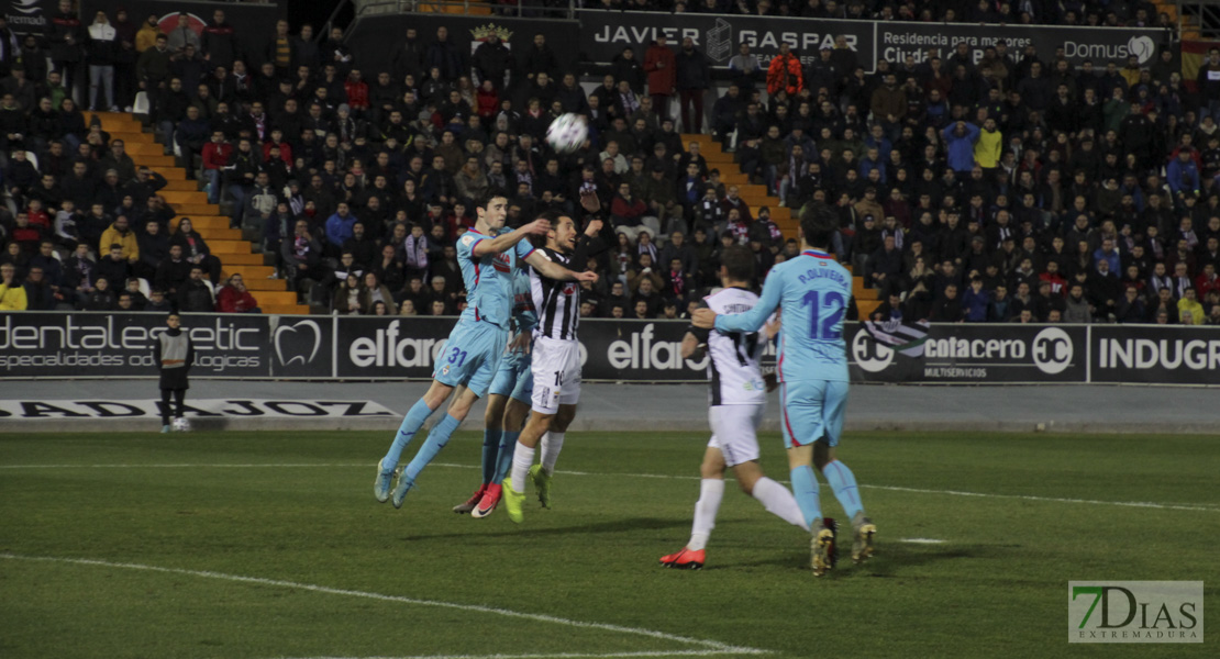 Imágenes de la victoria del CD. Badajoz sobre el Eibar