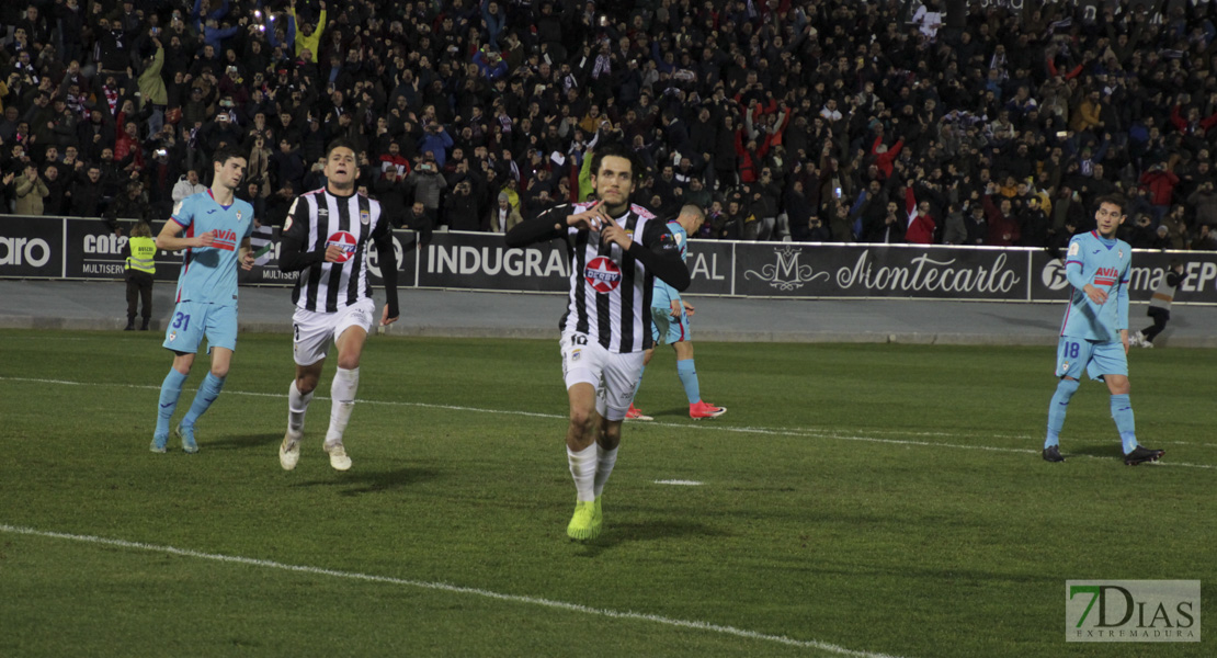 Imágenes de la victoria del CD. Badajoz sobre el Eibar