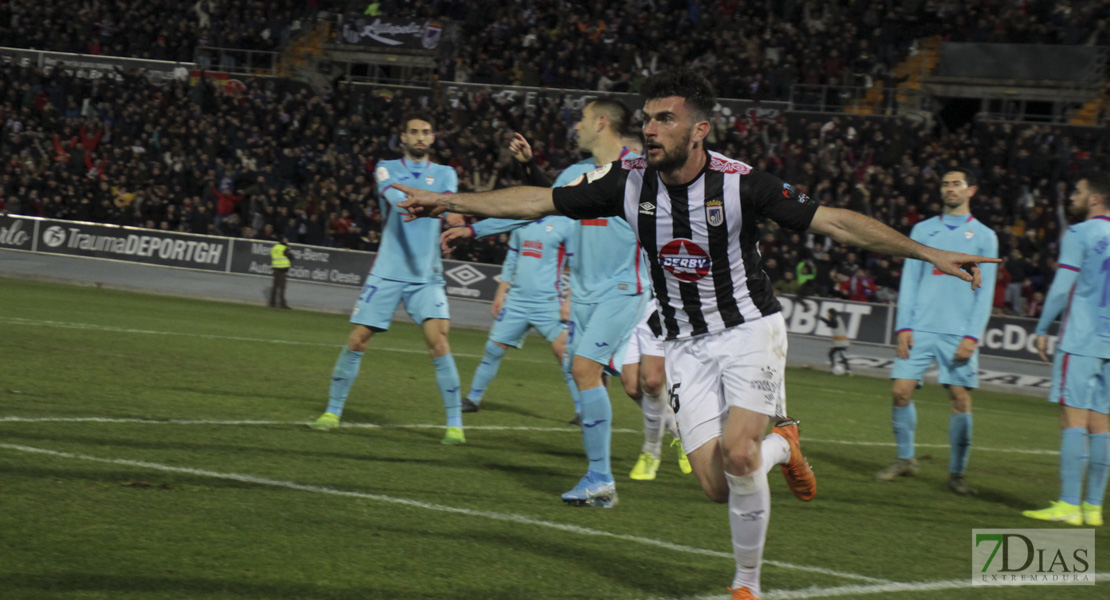 Imágenes de la victoria del CD. Badajoz sobre el Eibar