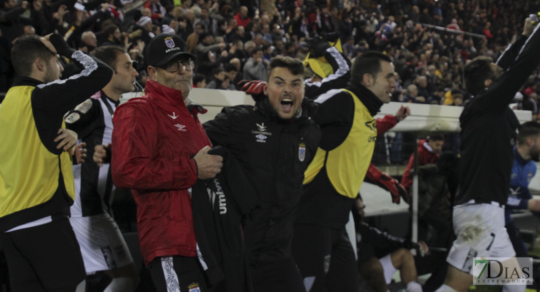 Imágenes de la victoria del CD. Badajoz sobre el Eibar