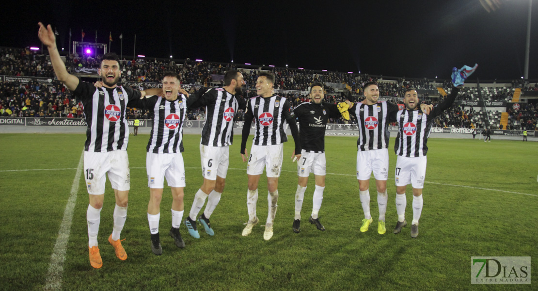 Imágenes de la victoria del CD. Badajoz sobre el Eibar