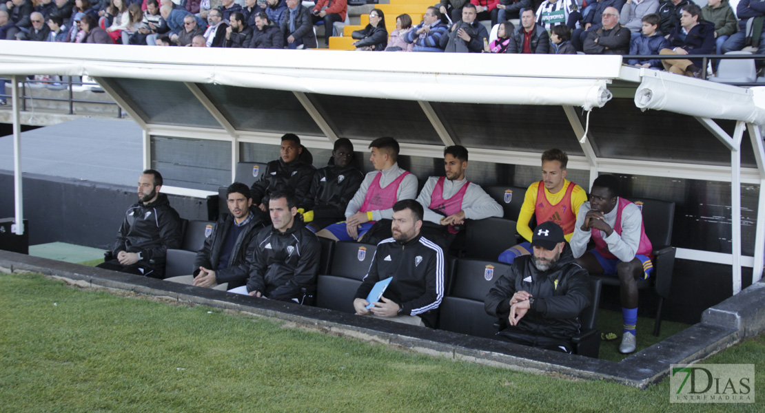 Imágenes del CD. Badajoz 0 - 0 Cádiz B