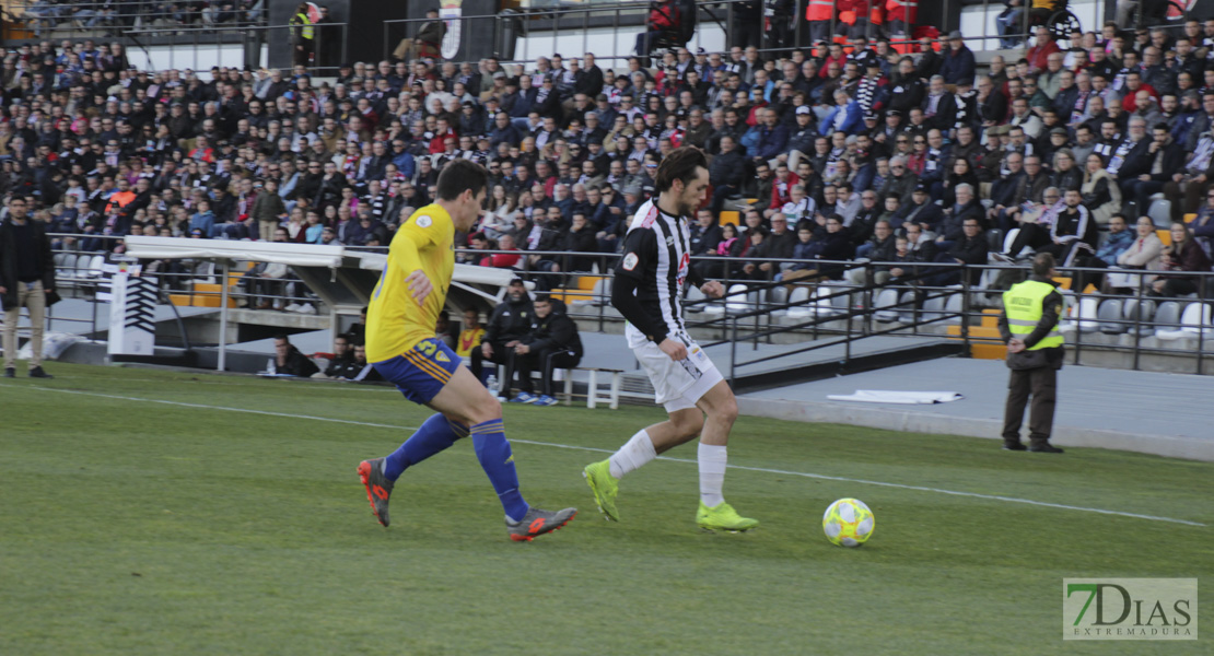 Imágenes del CD. Badajoz 0 - 0 Cádiz B