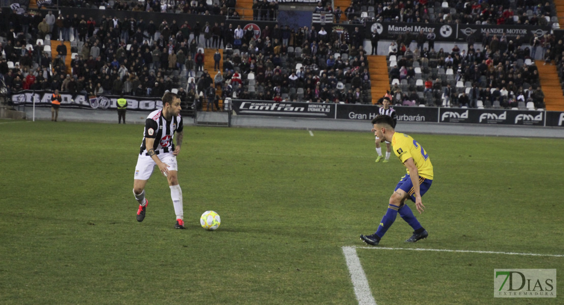 Imágenes del CD. Badajoz 0 - 0 Cádiz B