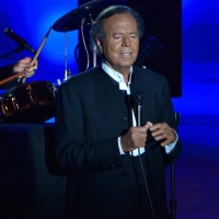 Julio Iglesias agota todas las entradas para su concierto en Mérida