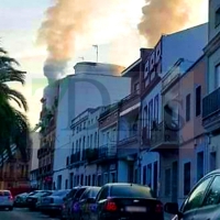 Dos personas son trasladadas hasta el hospital tras un incendio de vivienda en Don Benito