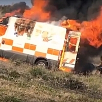 El técnico de Ambulancias Tenorio tuvo que ser atendido por quemaduras leves