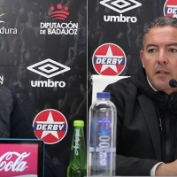 Parra presenta a Vizcaino: “Haremos más grande al CD.Badajoz”
