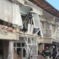 Al menos 21 muertos y mil heridos en un seísmo de 6,8 en Turquía