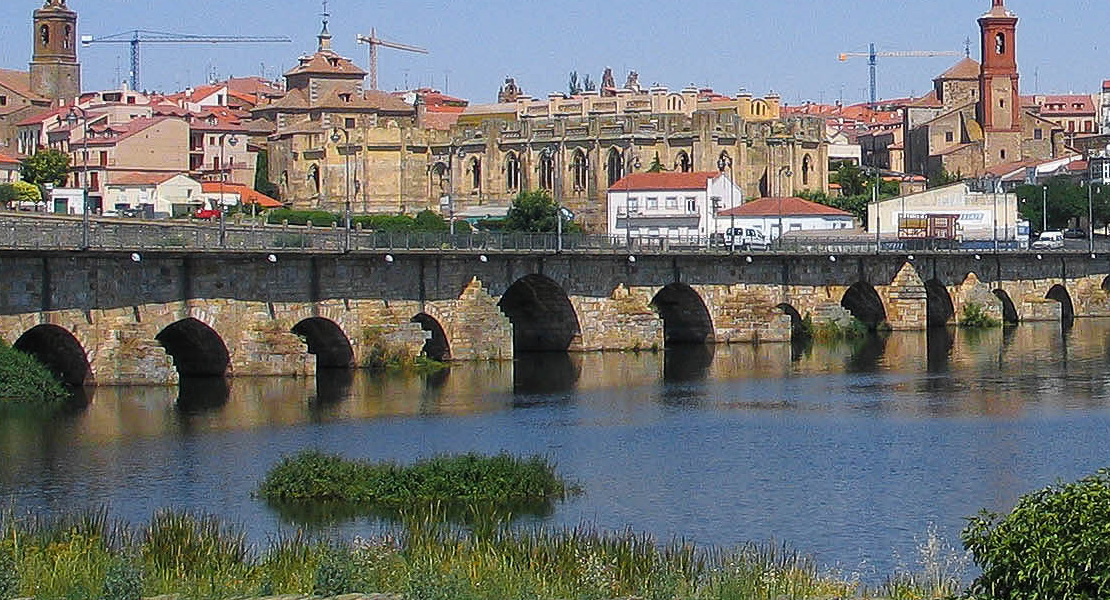 Hallan un cadáver en el río Tormes