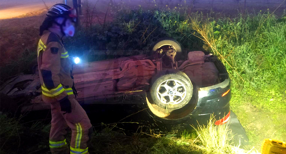 Bomberos de Badajoz intervienen en un accidente en Villafranco del Guadiana (BA)