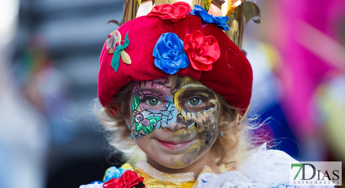 Primeros planos del Desfile infantil de comparsas de Badajoz