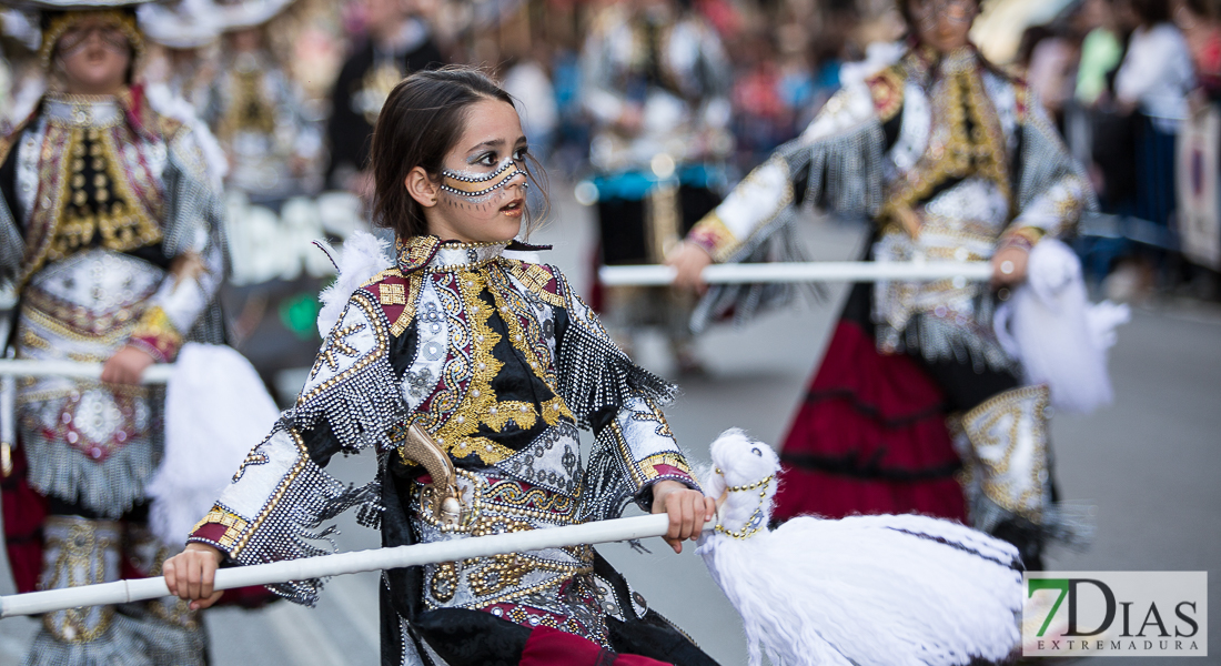 Imágenes grupales del Desfile infantil de comparsas de Badajoz