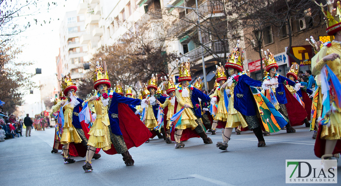 Imágenes grupales del Desfile infantil de comparsas de Badajoz