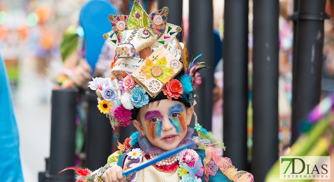 Primeros planos del Desfile infantil de comparsas de Badajoz