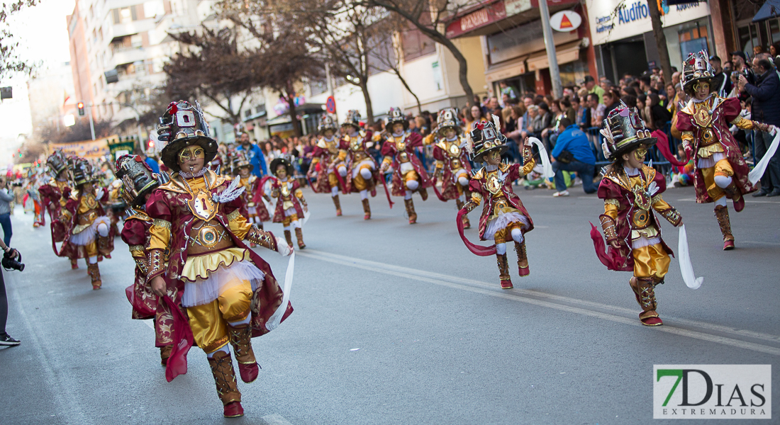 Imágenes grupales del Desfile infantil de comparsas de Badajoz