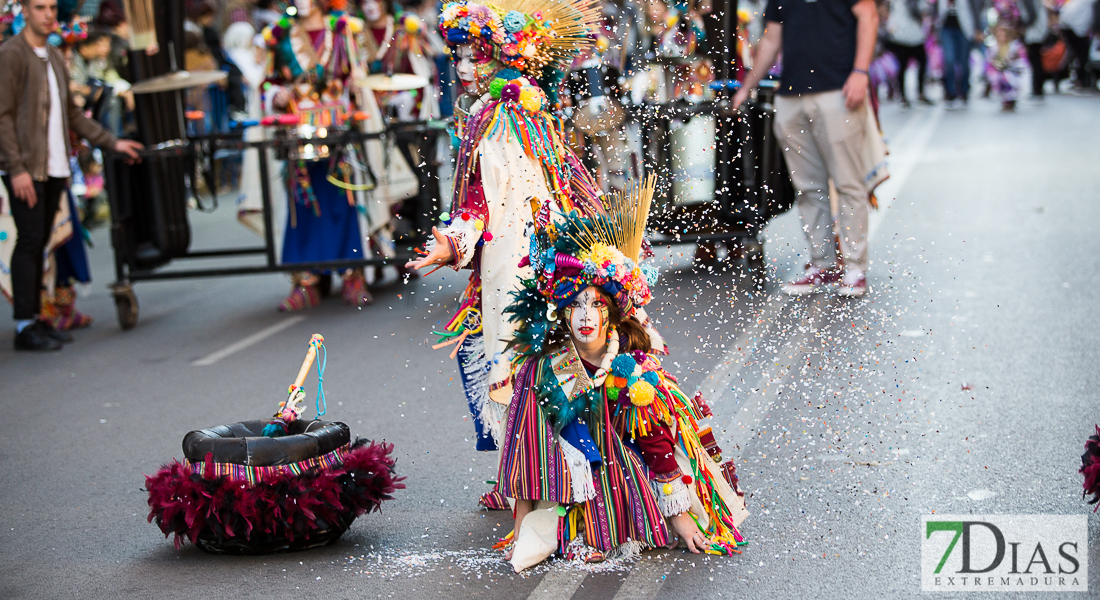 Imágenes grupales del Desfile infantil de comparsas de Badajoz