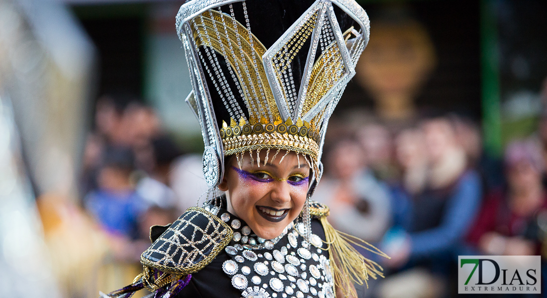 Primeros planos del Desfile infantil de comparsas de Badajoz